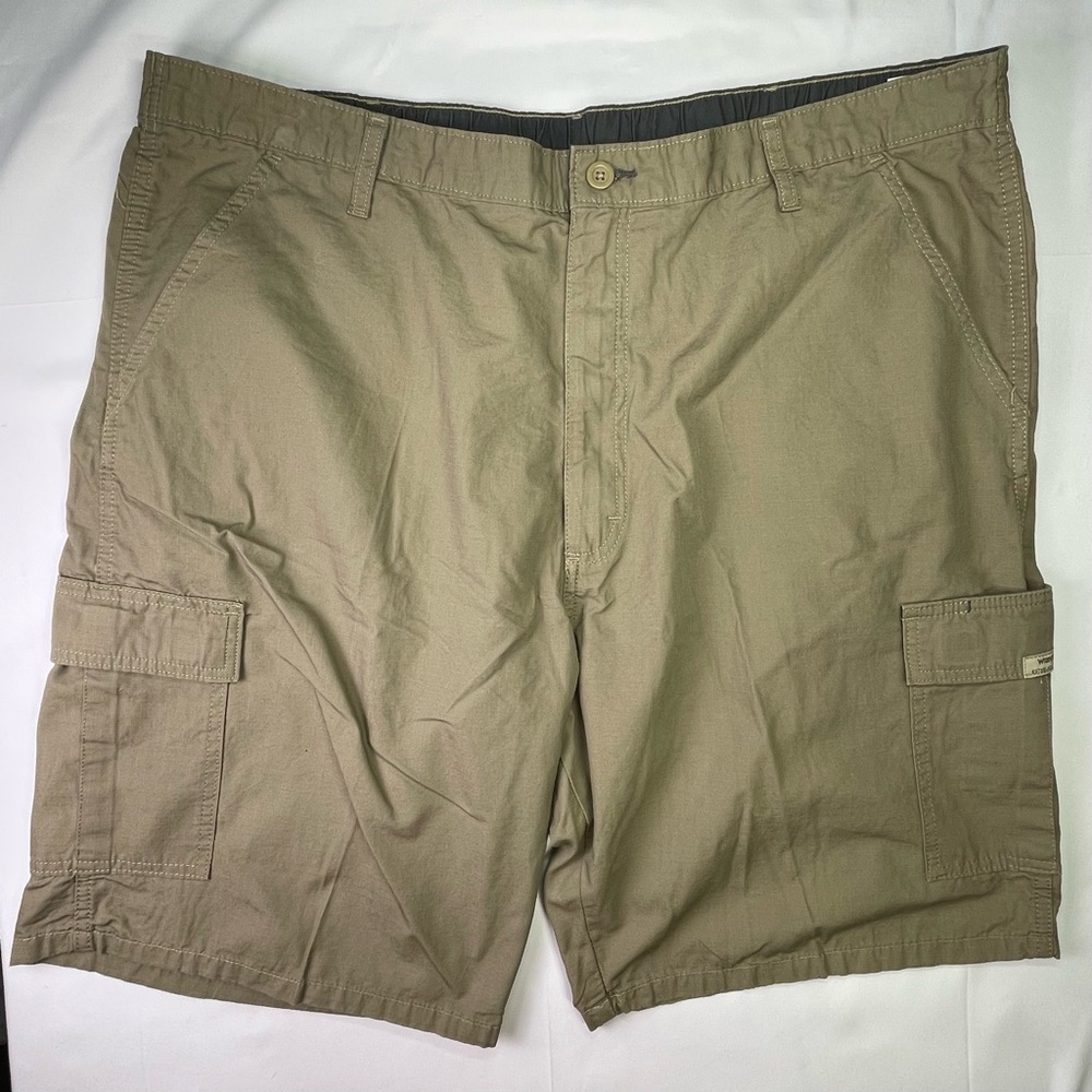 Wrangler Cargo Shorts Mens 42 Khaki Tan Elastic Waist Cargo Pocket Cotton